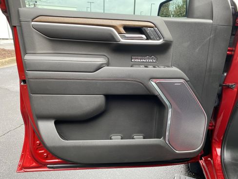 Used 2022 Chevrolet Silverado 1500 High Country w/ High Country Premium Package image 15