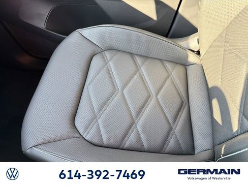 New 2026 Volkswagen Atlas SE image 28