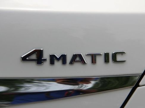 Used 2017 Mercedes-Benz E 300 4MATIC image 10