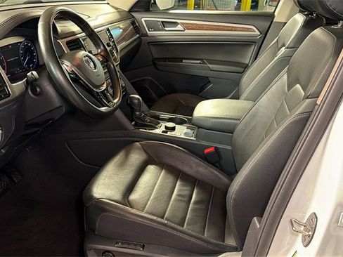Used 2019 Volkswagen Atlas SEL Premium image 27