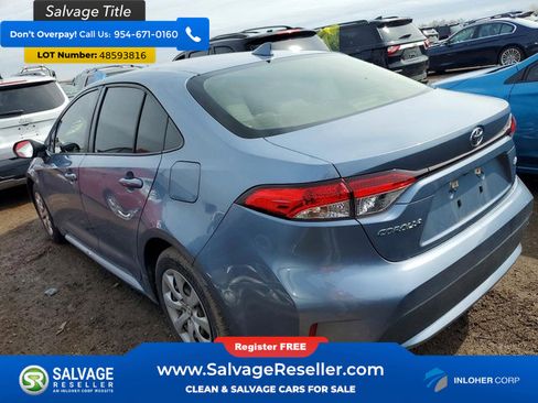 Used 2020 Toyota Corolla LE FWD image 3