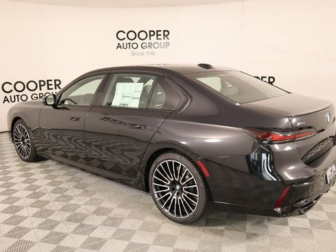 New 2025 BMW 760i xDrive image 25