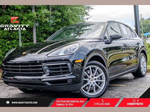 Used 2023 Porsche Cayenne AWD/4WD image 1