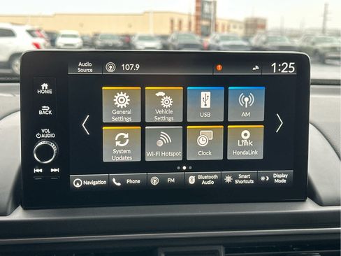 New 2025 Honda Pilot Touring image 31