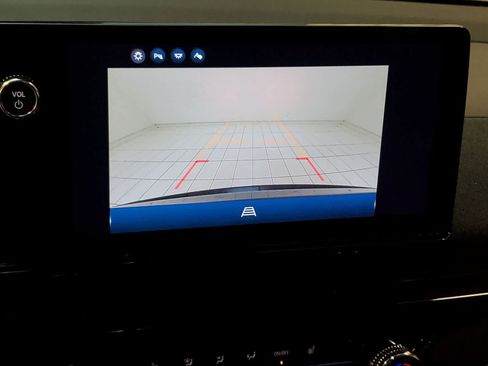 Used 2024 Honda Prologue EX image 3