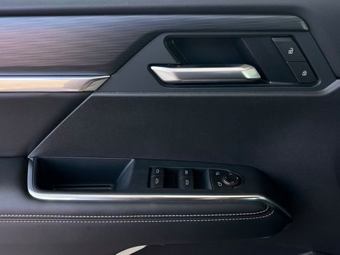 New 2026 GMC Acadia Elevation FWD image 9
