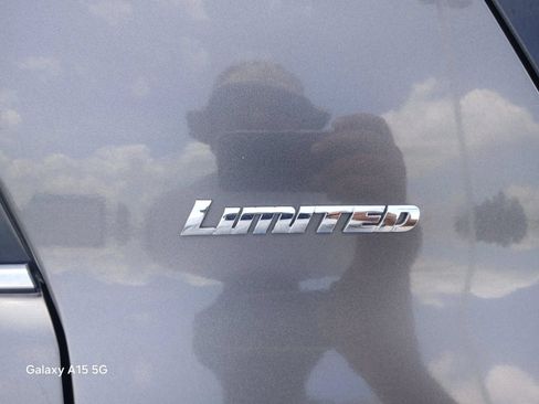 Used 2016 Toyota 4Runner Limited AWD/4WD image 14
