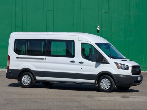 Used 2018 Ford Transit 350 XL RWD image 2