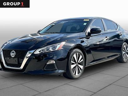 Used 2021 Nissan Altima 2.5 SV