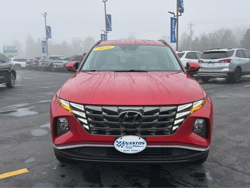 Used 2022 Hyundai Tucson SEL w/ Convenience + Premium Package image 2
