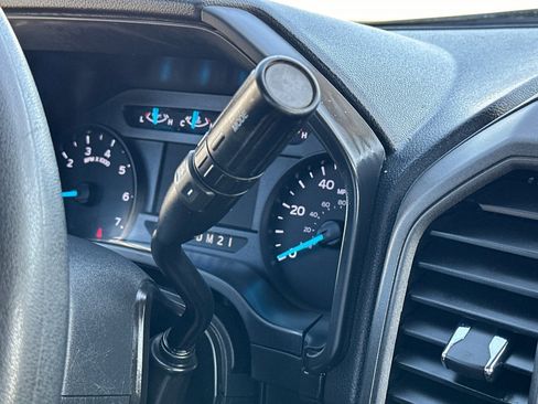 Used 2022 Ford F250 XL w/ Power Equipment Group image 20