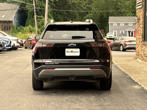 Used 2025 Chevrolet Equinox LT w/ Convenience Package II AWD/4WD image 4