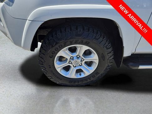 Used 2019 Toyota 4Runner SR5 Premium AWD/4WD image 26