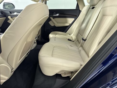 Used 2023 Audi Q5 2.0T Premium w/ Convenience Package AWD/4WD image 29