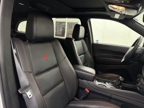 Used 2025 Dodge Durango GT AWD/4WD image 19