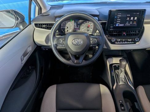 Used 2023 Toyota Corolla LE FWD image 15