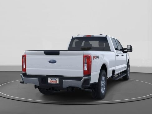 New 2026 Ford F350 XLT w/ FX4 Off-Road Package image 8