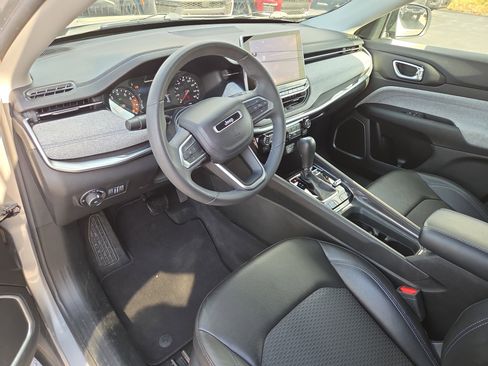 Certified 2022 Jeep Compass Latitude AWD/4WD image 15