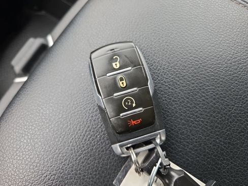 Used 2021 RAM 1500 Big Horn AWD/4WD image 33