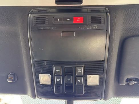 Used 2020 Volkswagen Jetta R-Line w/ R-Line Cold Weather Package image 21