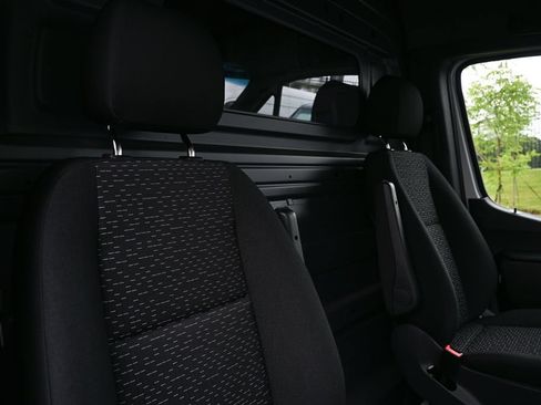 Used 2026 Mercedes-Benz Sprinter 4500 image 18