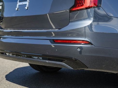 New 2026 Volvo XC90 B6 Ultra image 8