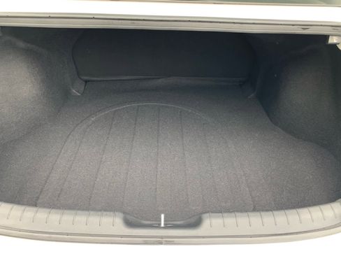 Used 2023 Hyundai Elantra SEL w/ Convenience Package image 6