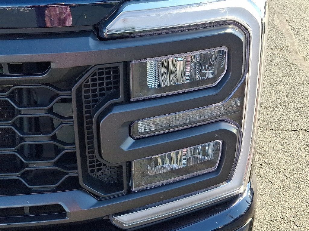 Used 2025 Ford F250 XL w/ STX Appearance Package AWD/4WD image 9