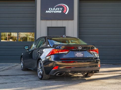 Used 2018 Lexus IS 300 AWD w/ Comfort Package image 5