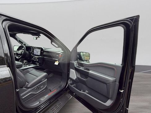 Used 2025 Ford F150 Raptor AWD/4WD image 25