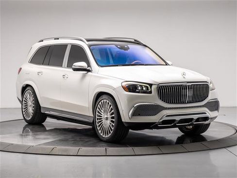 Used 2021 Mercedes-Benz Maybach GLS 600 4MATIC image 7