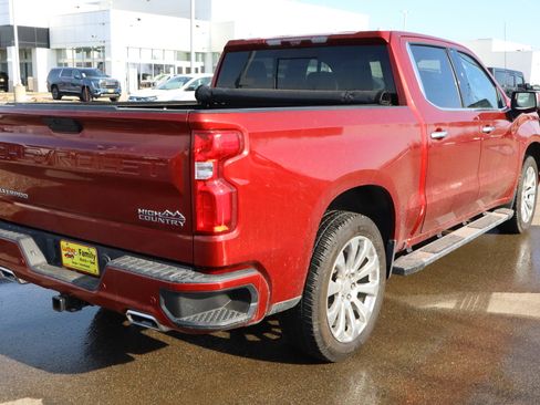 Certified 2022 Chevrolet Silverado 1500 High Country w/ Technology Package image 7