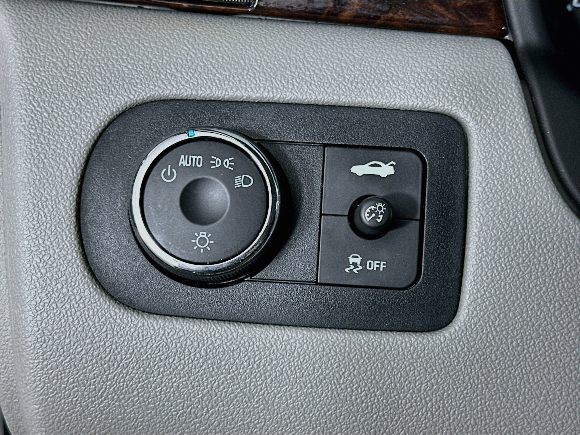Used 2012 Chevrolet Impala LS FWD image 17