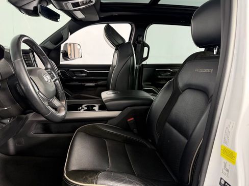 Used 2024 RAM 1500 Laramie image 24