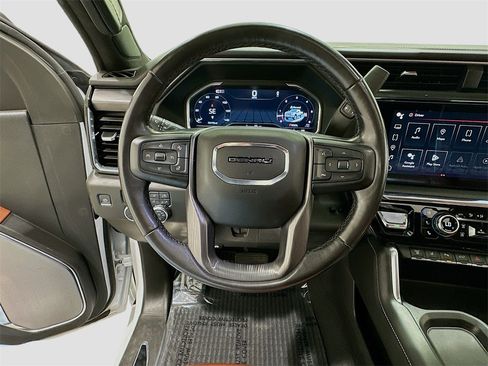 Used 2024 GMC Sierra 2500 Denali Ultimate w/ Max Trailering Package image 11