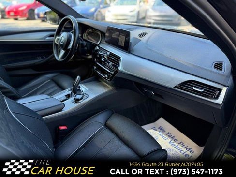 Used 2017 BMW 540i xDrive AWD/4WD image 18