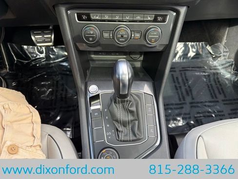 Used 2021 Volkswagen Tiguan SEL Premium R-Line AWD/4WD image 14