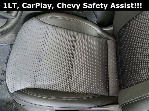 Used 2025 Chevrolet Trax LT image 19