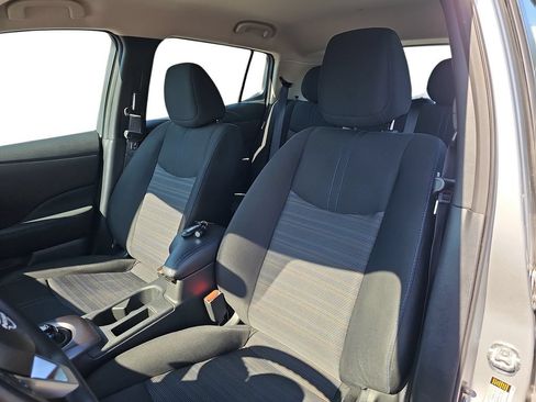 Used 2025 Nissan Leaf S FWD image 15