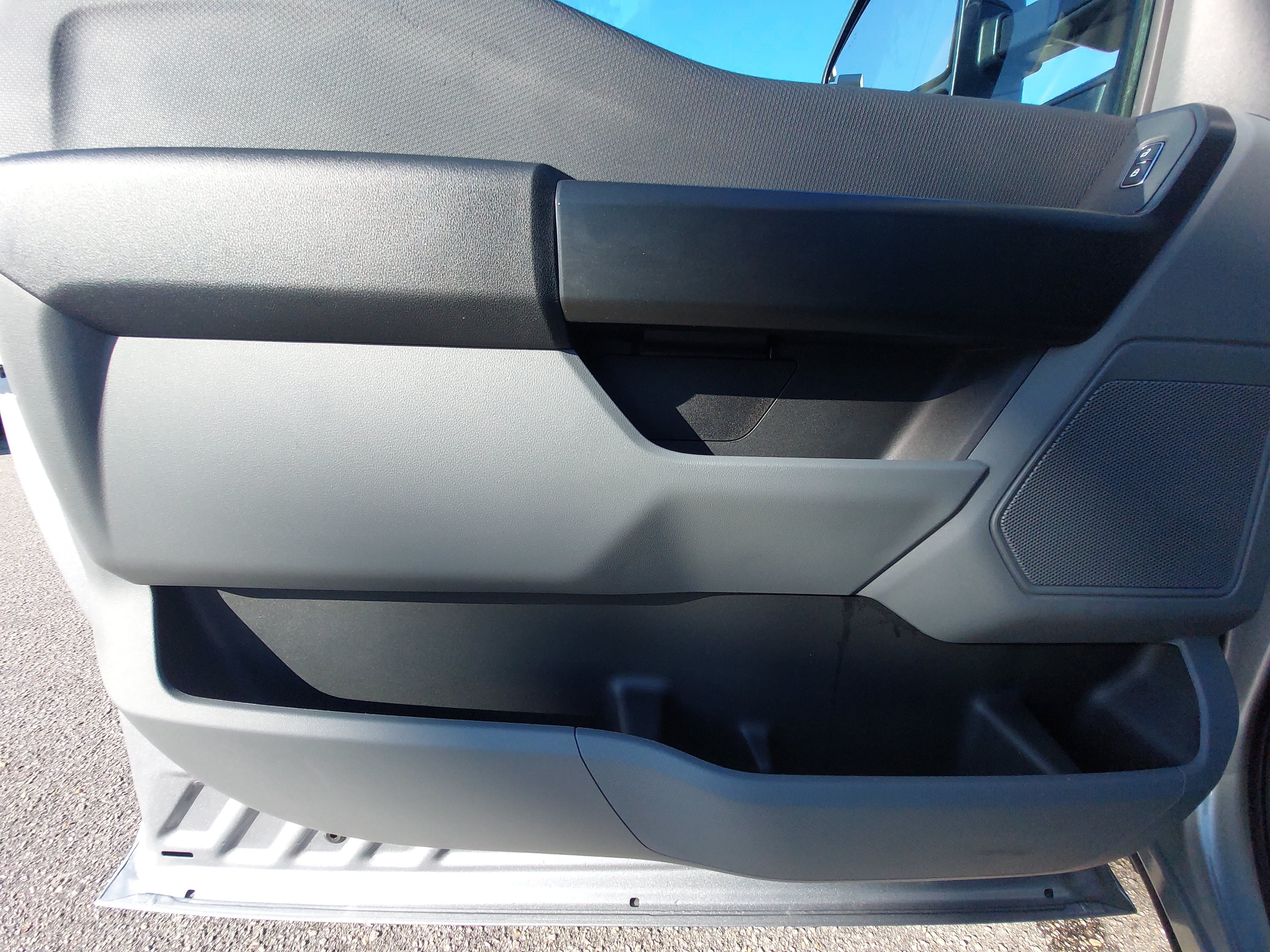 Used 2025 Ford F150 XL RWD image 23