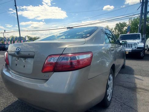 Used 2008 Toyota Camry LE FWD image 5