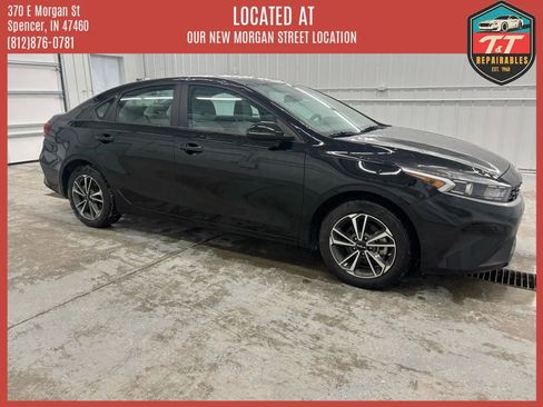 Used 2023 Kia Forte LXS w/ LXS Technology Package FWD image 11