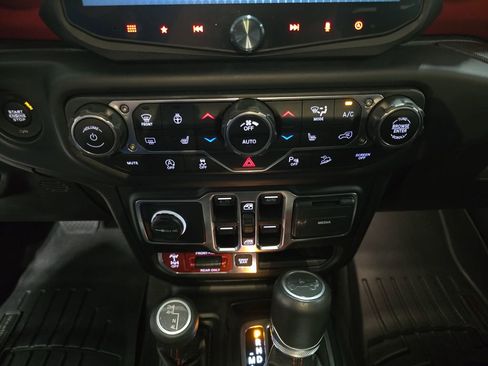 Used 2019 Jeep Wrangler Unlimited Rubicon image 23