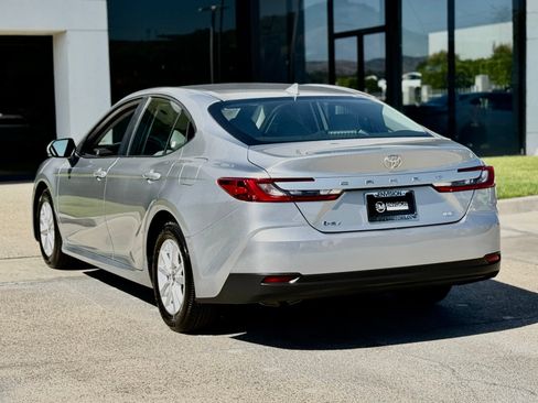 Used 2026 Toyota Camry LE FWD image 10