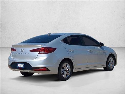 Used 2019 Hyundai Elantra SEL image 5