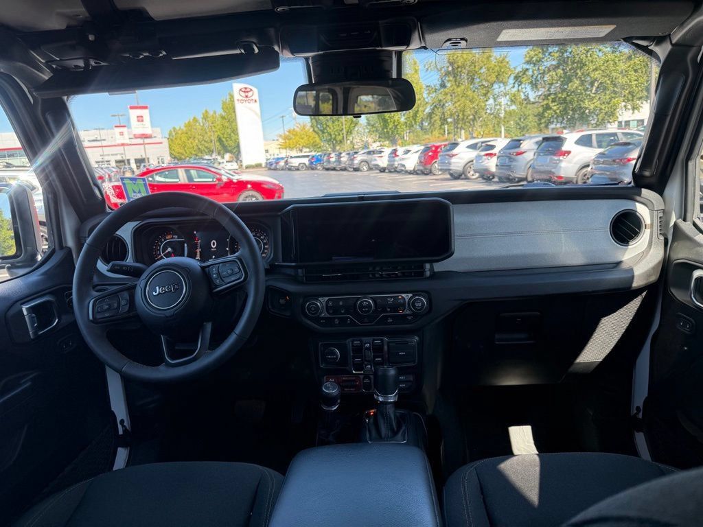 Used 2024 Jeep Wrangler Unlimited Sport AWD/4WD image 20