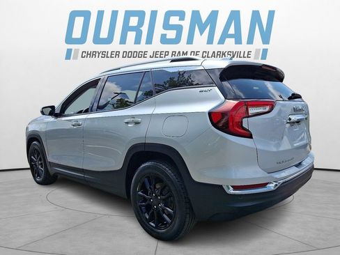 Used 2022 GMC Terrain SLT FWD image 4