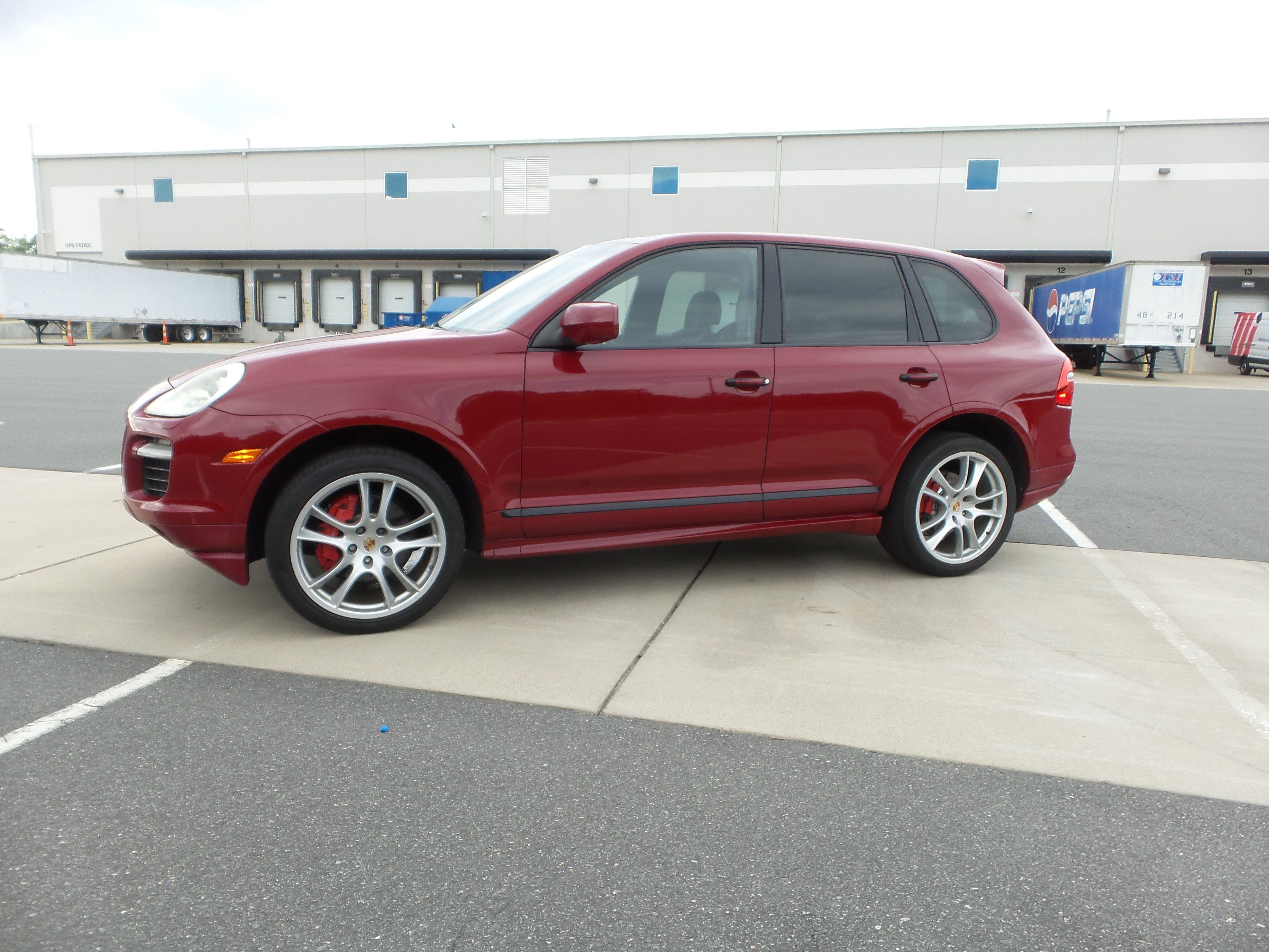 Used 2009 Porsche Cayenne GTS AWD/4WD image 1