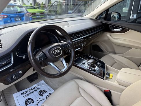 Used 2018 Audi Q7 3.0T Prestige w/ Prestige Package AWD/4WD image 24