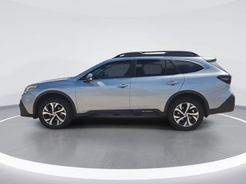 Used 2021 Subaru Outback Limited XT w/ Popular Package #2 AWD/4WD image 5